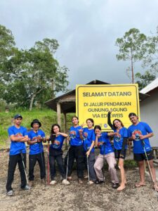 Trekking to Mt.Agung With Pendaki Manggarai Community