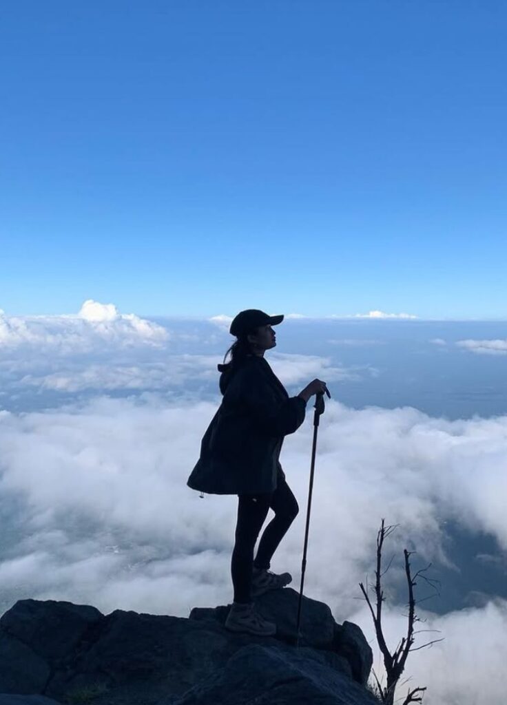 hiking-mount-agung