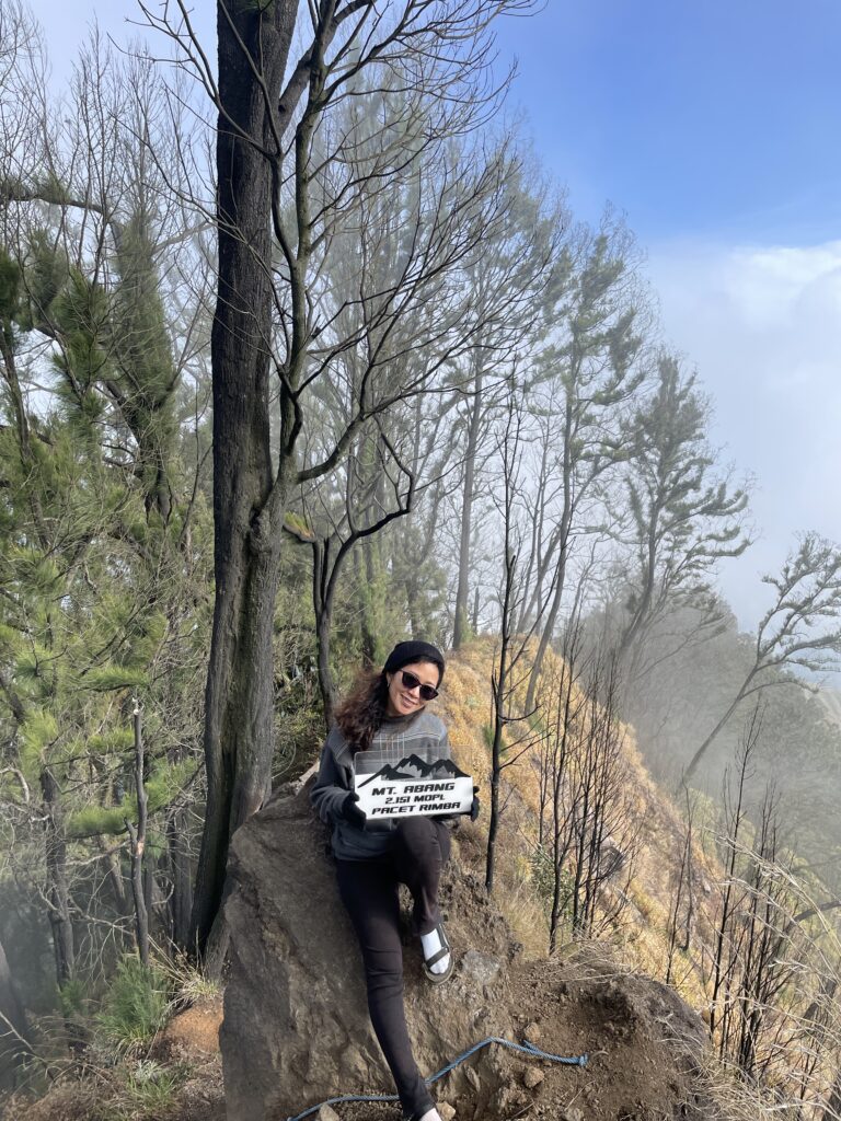 mount-abang-hiking